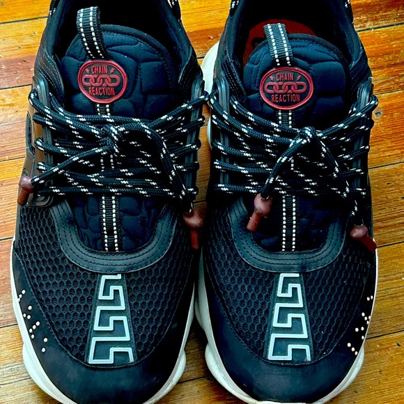 Versace sneakers - Picture 1 of 2